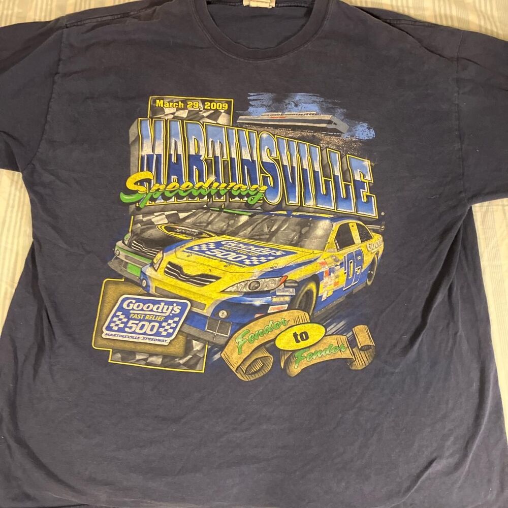 Chase Authentics Brand Martinsville Speedway Vintage Nascar/Racing T-Shirt